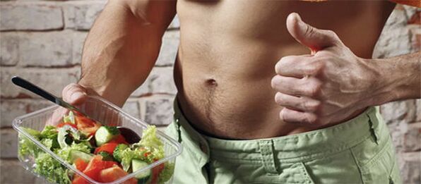 男性の効力のための野菜サラダ